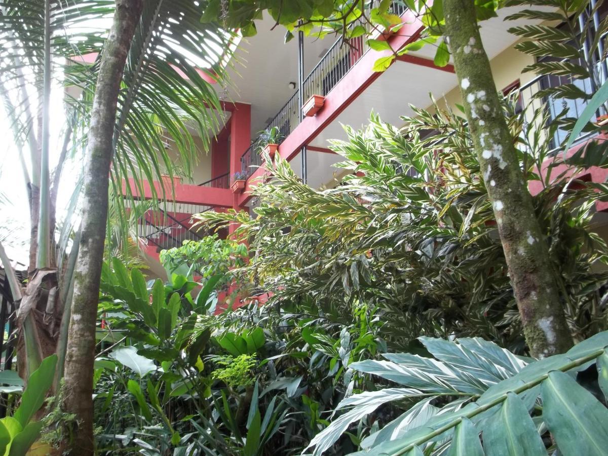 Hotel Tierra Del Fuego La Fortuna Exterior photo